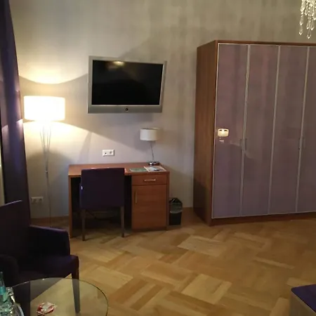 Hotel Schloss Rabenstein 4*