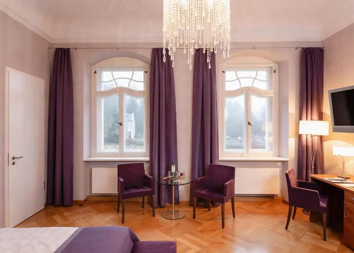 Schloss Rabenstein 4*